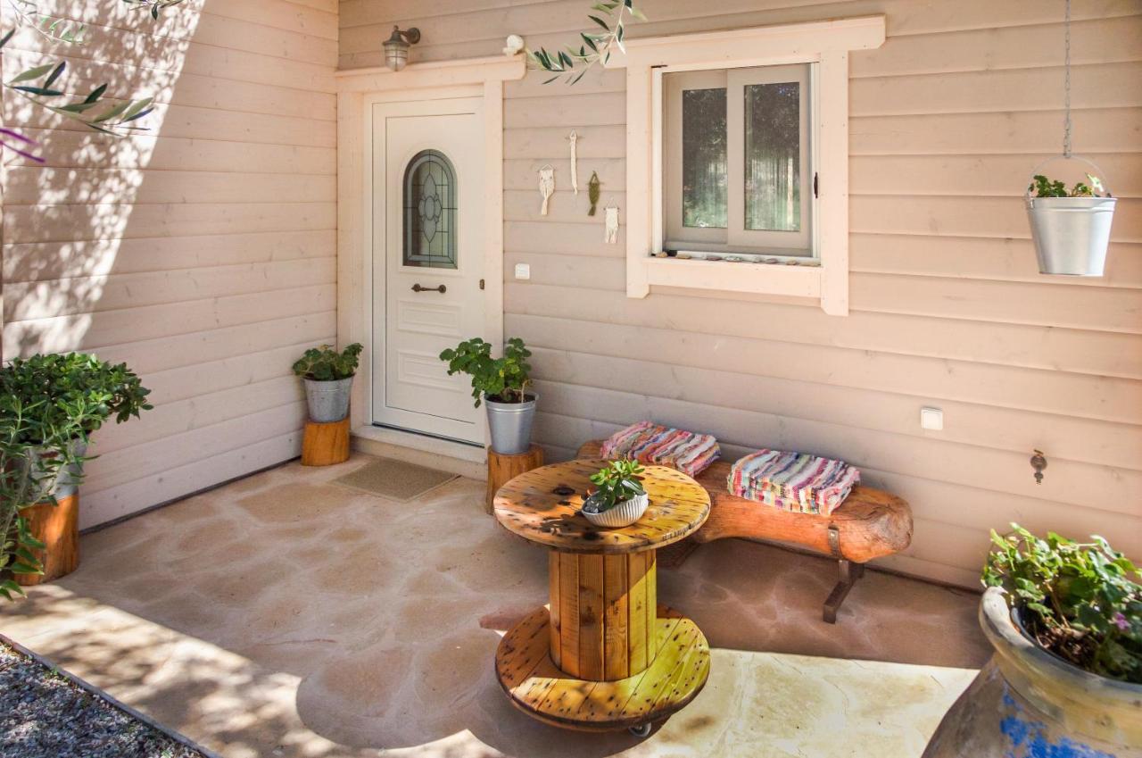 Driftwood Villa Karavados Luaran gambar