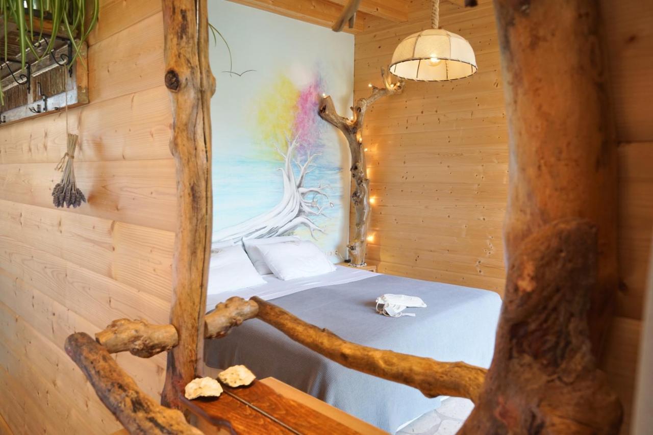 Driftwood Villa Karavados Luaran gambar