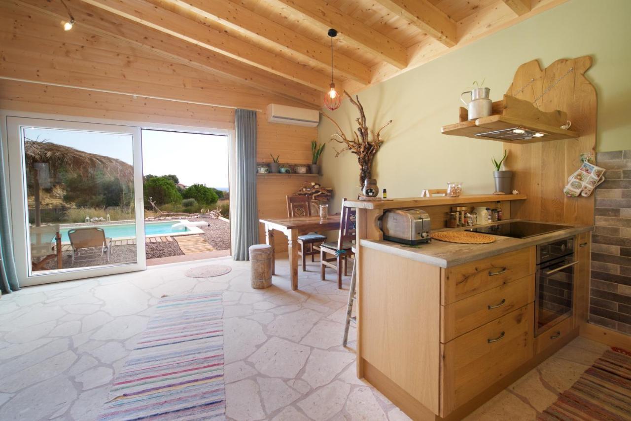 Driftwood Villa Karavados Luaran gambar
