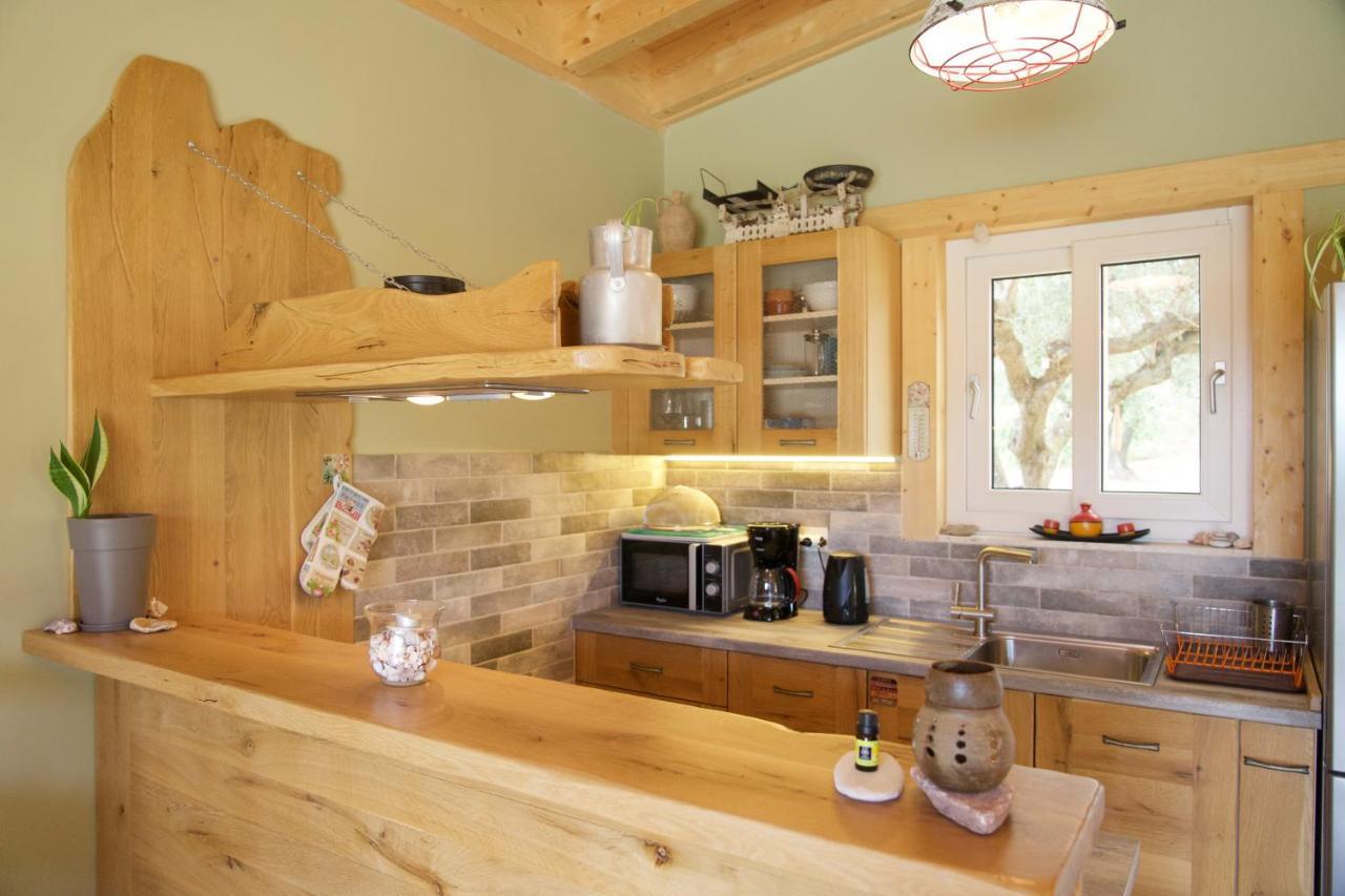 Driftwood Villa Karavados Luaran gambar