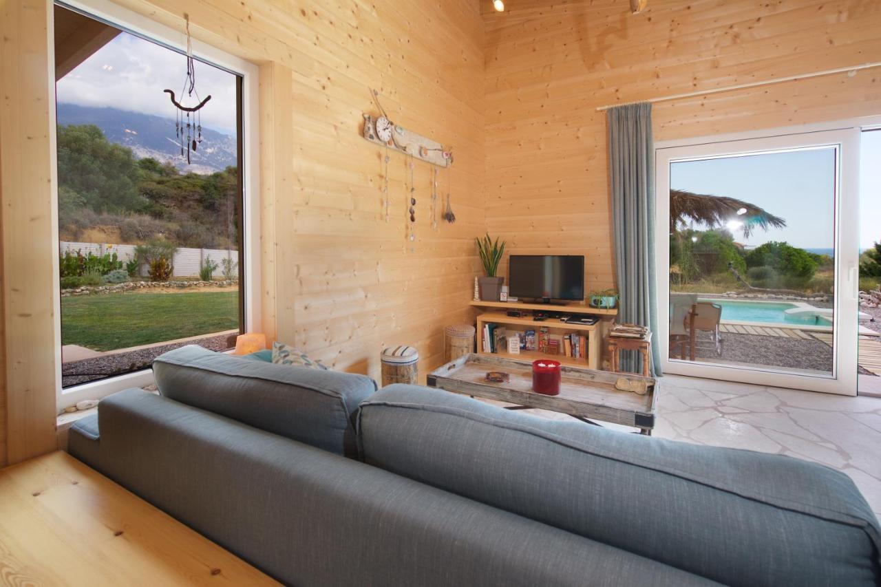 Driftwood Villa Karavados Luaran gambar